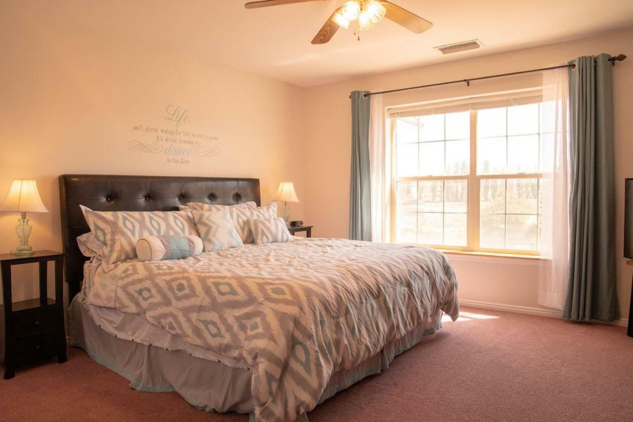 Wahweap Ranch - 8-Bedroom Lake Powell Vacation House Пейдж Екстериор снимка