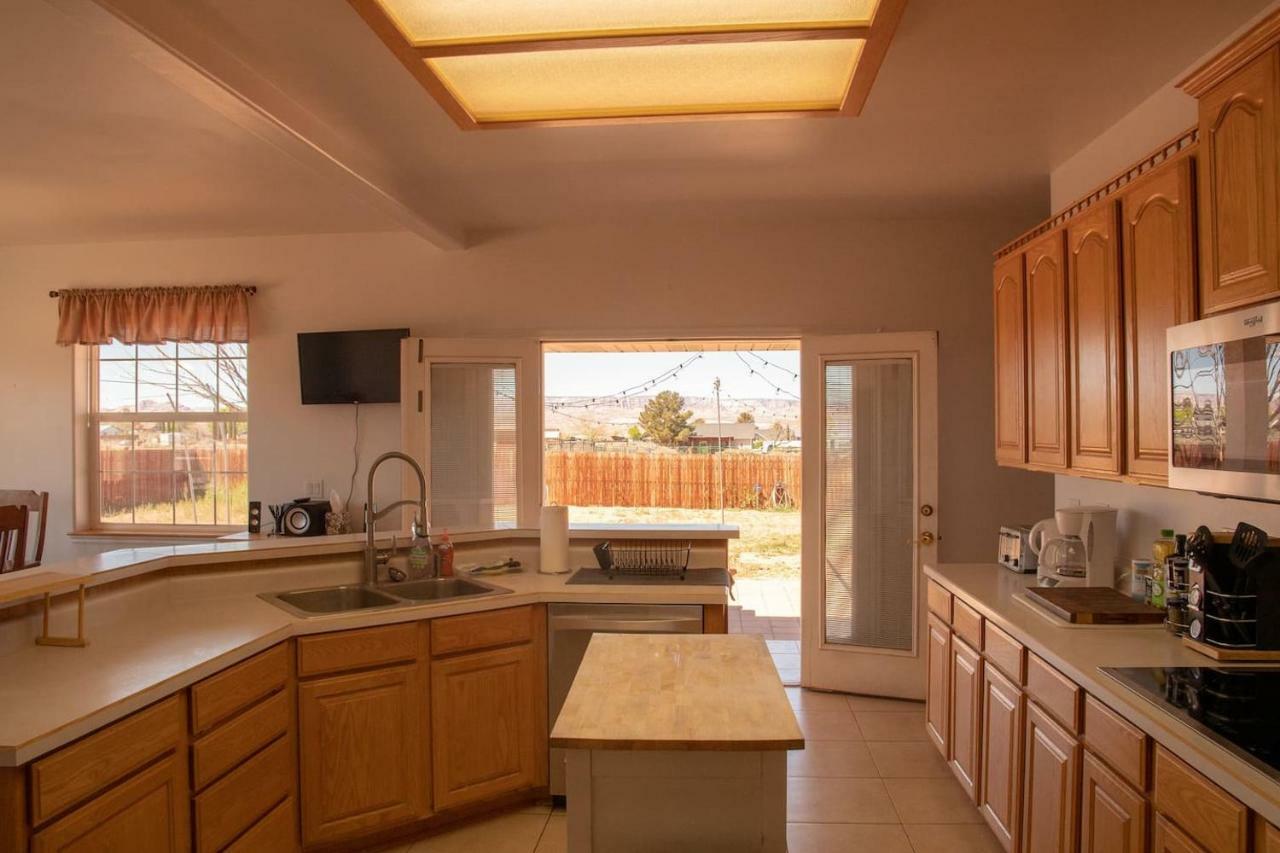 Wahweap Ranch - 8-Bedroom Lake Powell Vacation House Пейдж Екстериор снимка