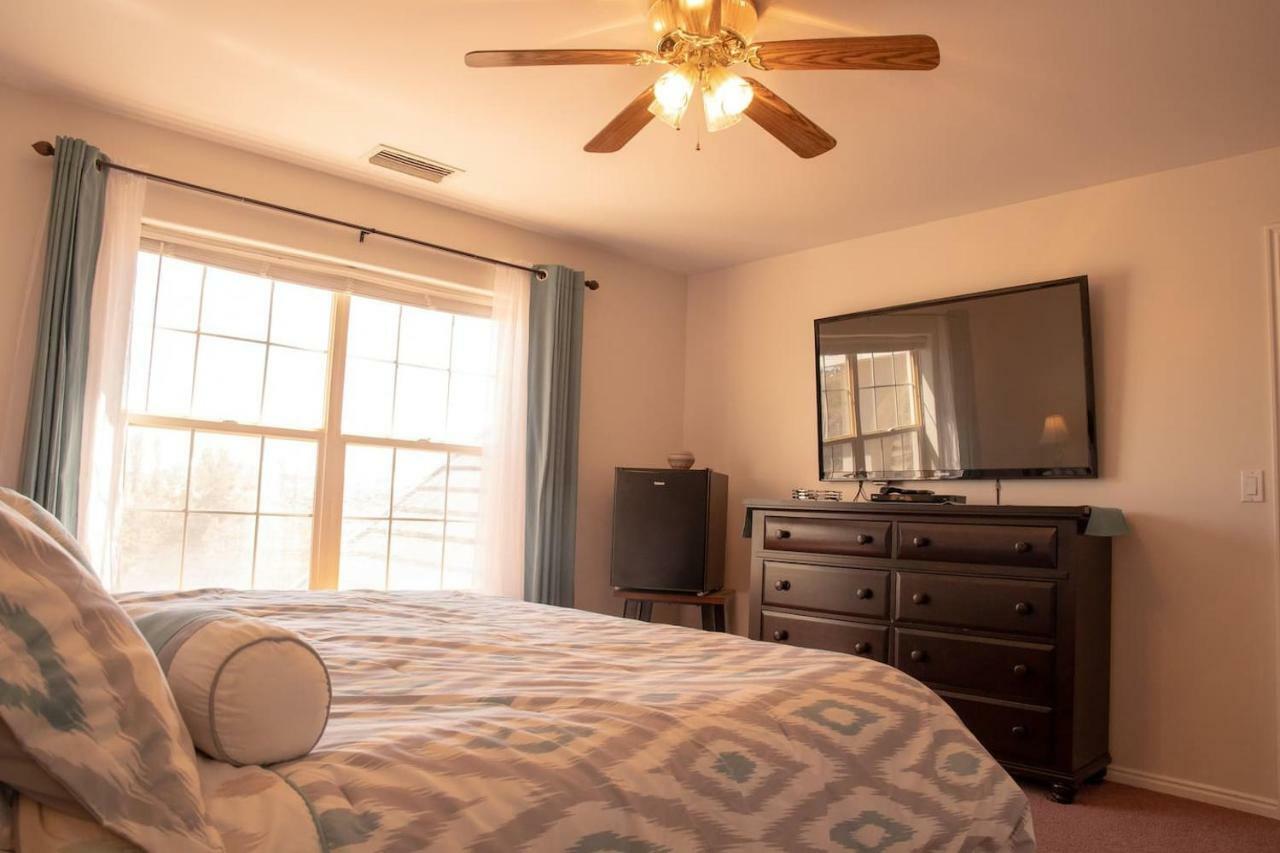 Wahweap Ranch - 8-Bedroom Lake Powell Vacation House Пейдж Екстериор снимка